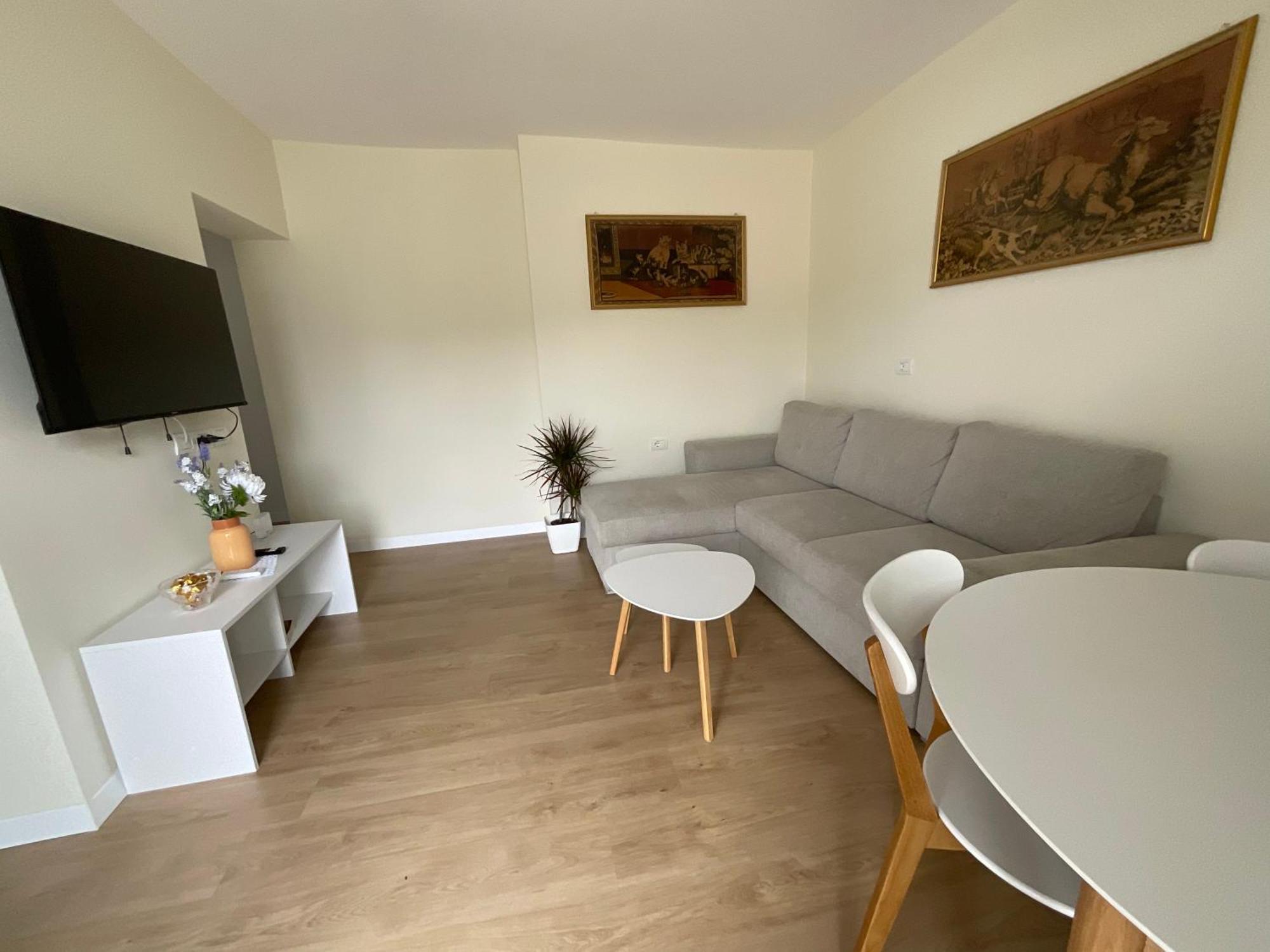 Spring Apartment In Përmet Esterno foto